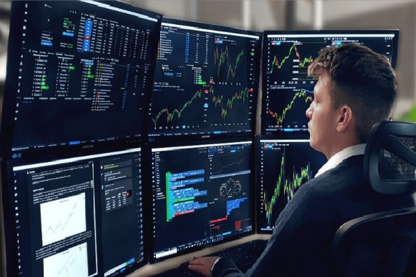 Trader là gì? Cách trở thành trader chuyên nghiệp